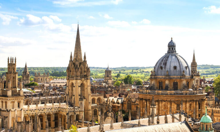 Preuniversitario Oxford
