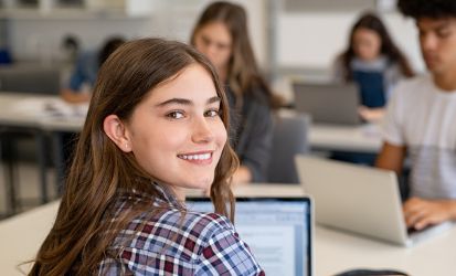 colegio público en Canadá